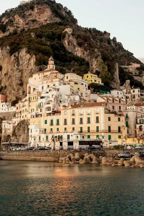 Dimore De Luca Amalfi 0*,  Italië